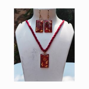 Resin Pendant Earrings (ARPE/001)