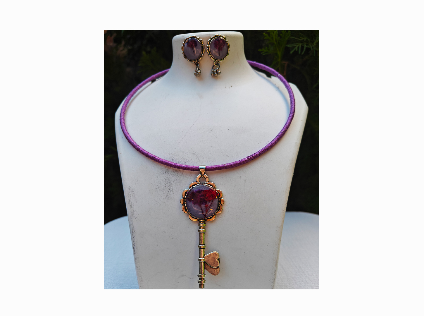 Resin Necklace (ARN/004)