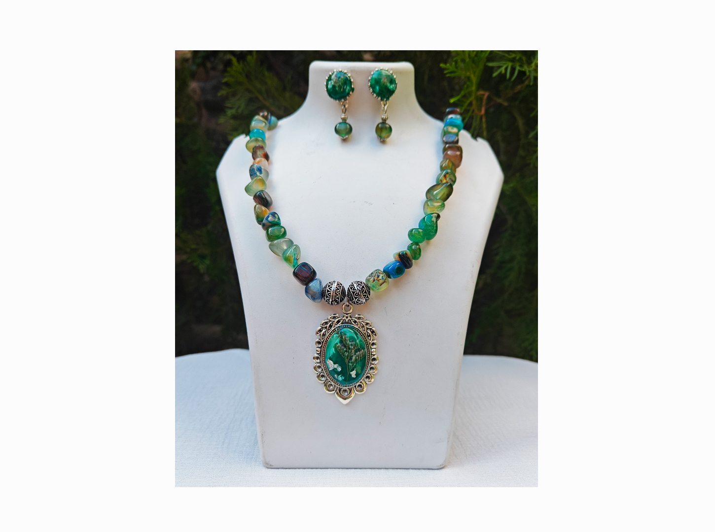Resin Necklace (ARN/001)