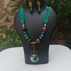 Resin Necklace (ARN/019)